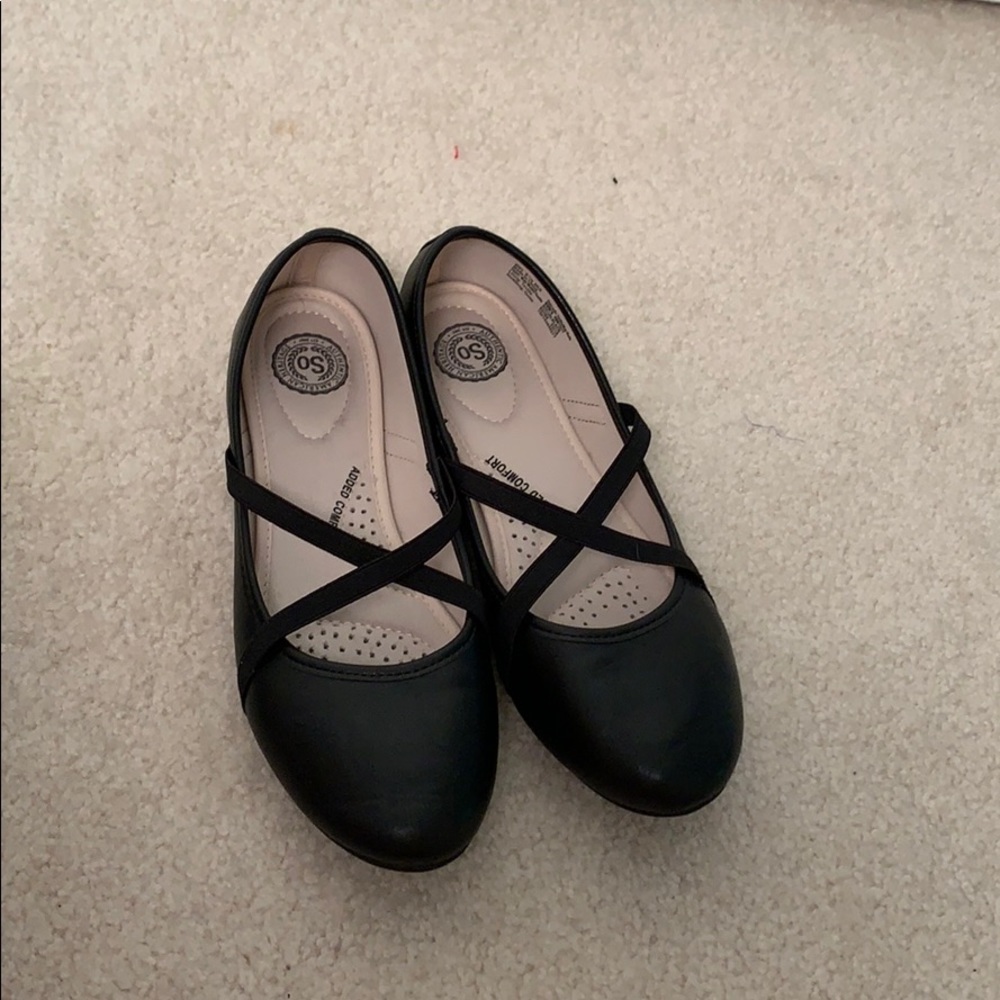 Black Flat Shoes With Added Comfort